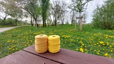 Sznurek Bawełniany do Makramy Skręcany Żółty Musztardowy Dodatki Drewniane